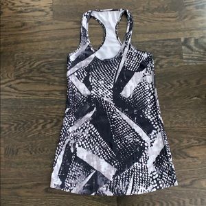 Lululemon workout tank